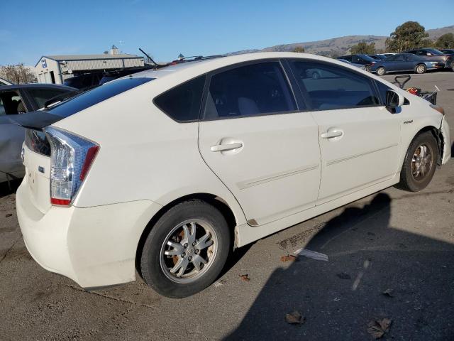 Obraz 3 z 2011 TOYOTA PRIUS  2011 z VIN JTDKN3DU1B5250944