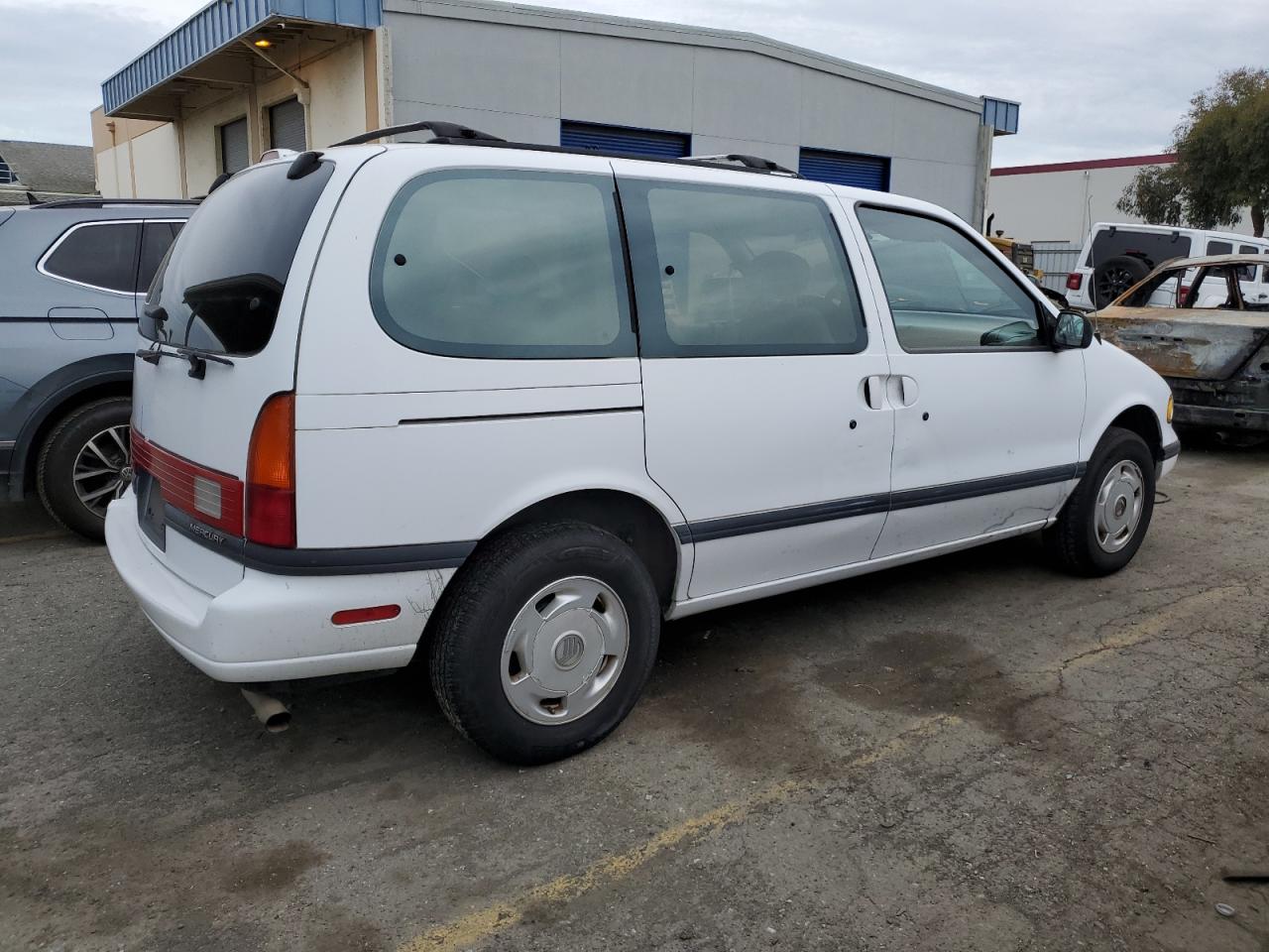 Image 3 of 1995 MERCURY VILLAGER  1995 with VIN 4M2DV11W4SDJ17503