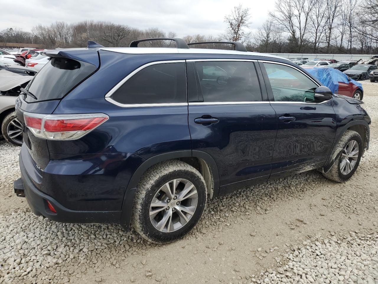 Obraz 3 z 2014 TOYOTA HIGHLANDER XLE 2014 z VIN 5TDJKRFH8ES065070