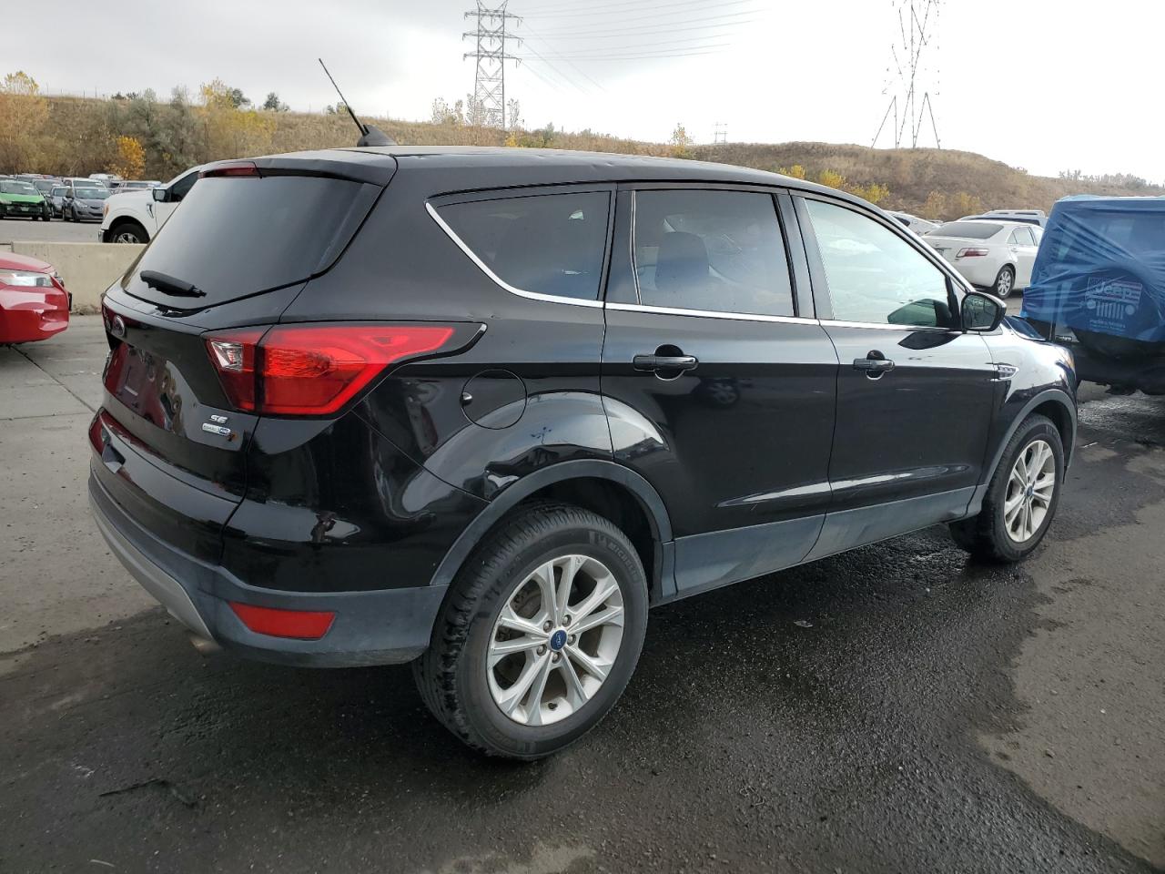 Obraz 3 z 2019 FORD ESCAPE SE 2019 z VIN 1FMCU9GDXKUB60716