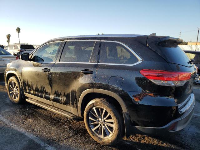 Изображение 2 2019 TOYOTA HIGHLANDER SE 2019 с VIN 5TDKZRFH9KS561717