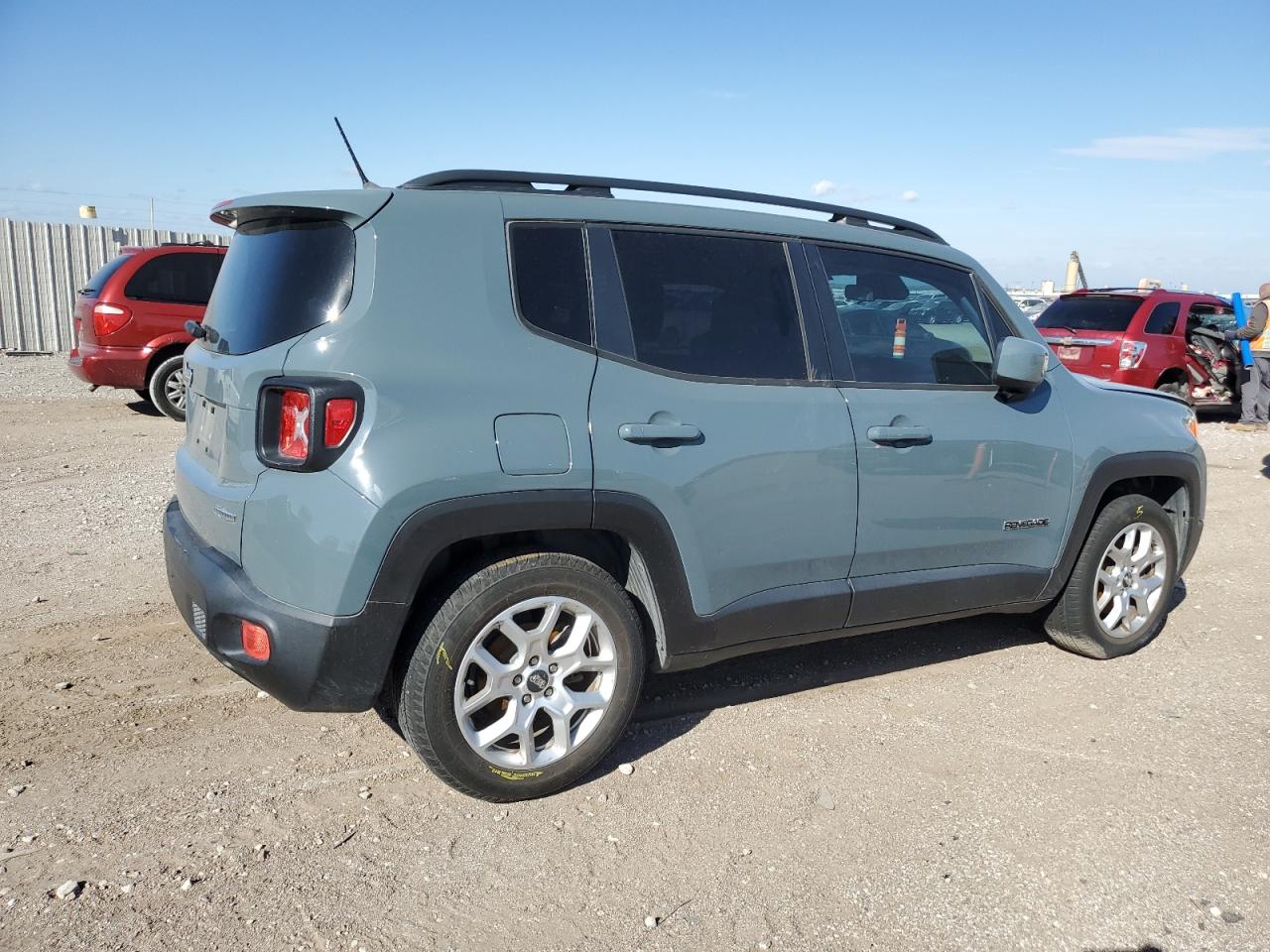 Изображение 3 2017 JEEP RENEGADE LATITUDE 2017 с VIN ZACCJABB1HPF48660