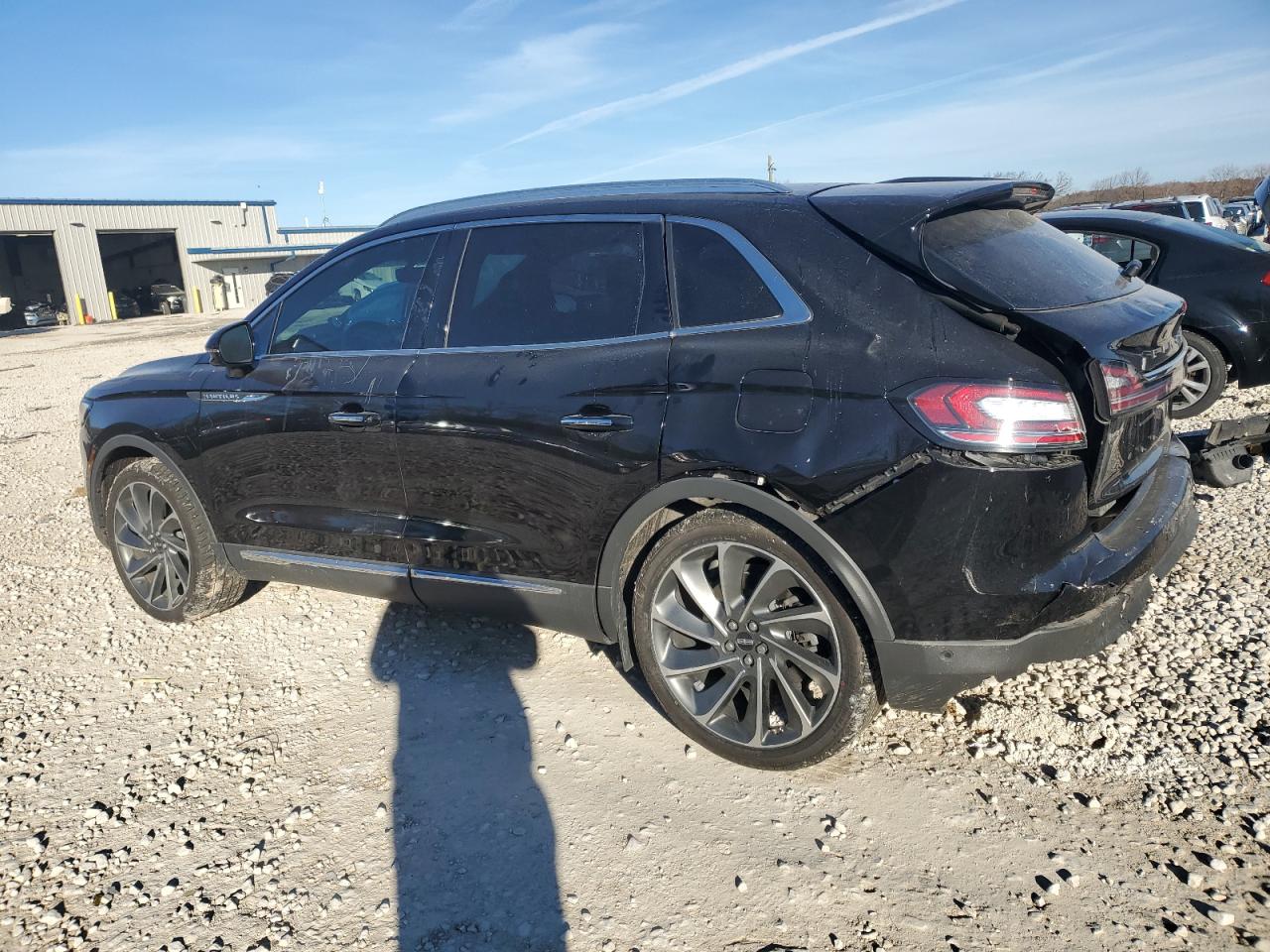 Изображение 2 2019 LINCOLN NAUTILUS RESERVE 2019 с VIN 2LMPJ8LP2KBL52484