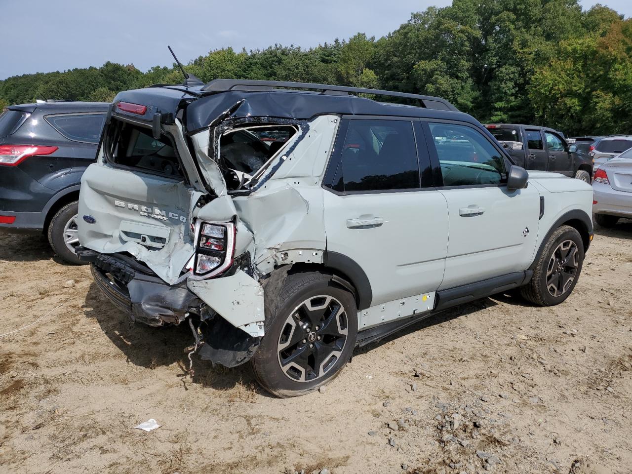 Изображение 3 2021 FORD BRONCO SPORT OUTER BANKS 2021 с VIN 3FMCR9C69MRB08108