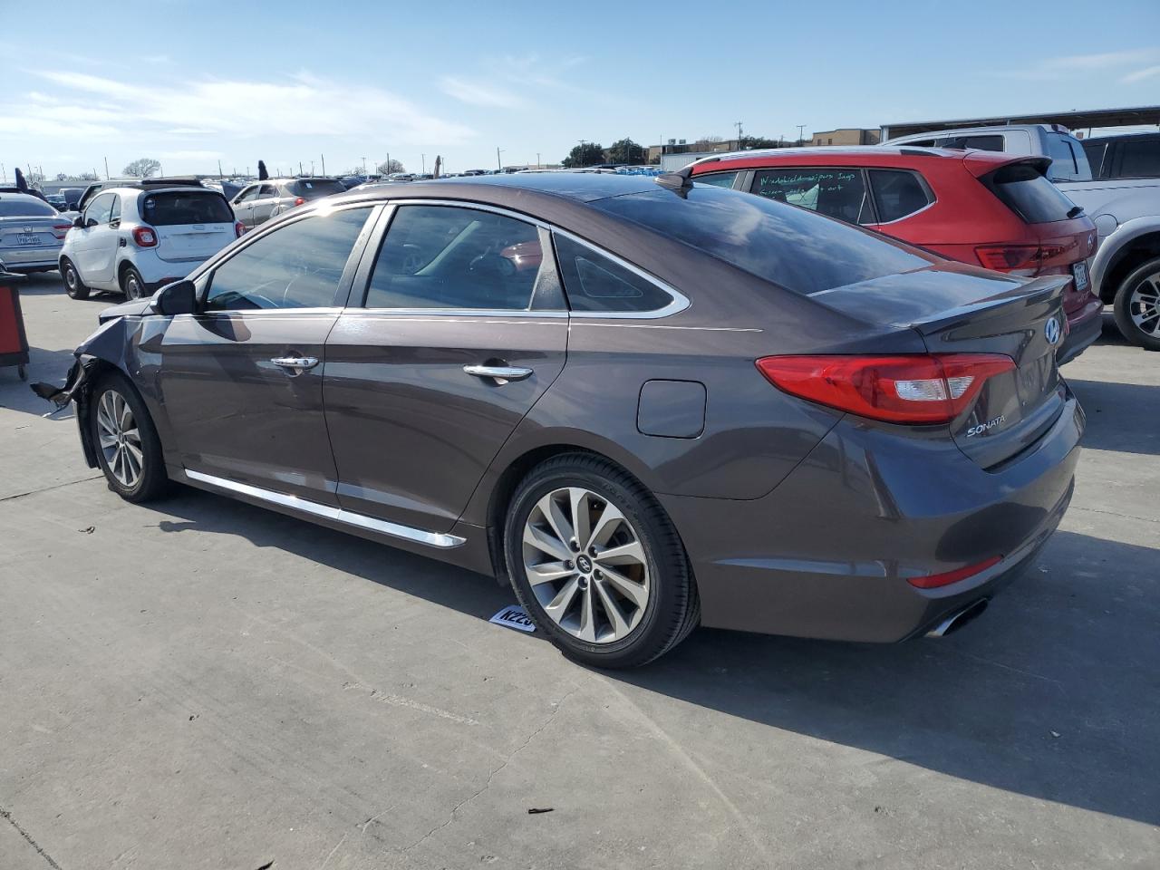 Image 2 of 2017 HYUNDAI SONATA SPORT 2017 with VIN 5NPE34AF1HH538907