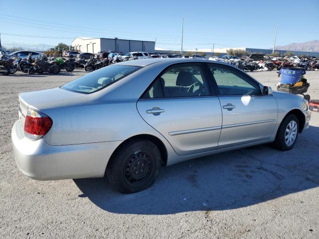 Obraz 3 z 2005 TOYOTA CAMRY LE 2005 z VIN 4T1BE32K85U409546