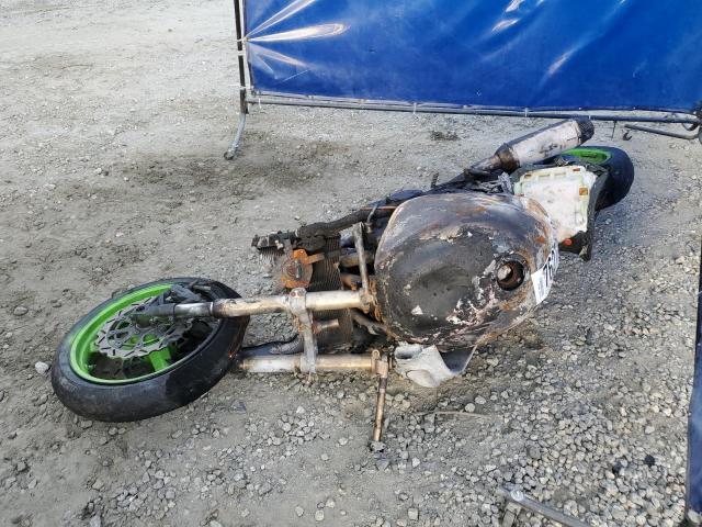 Изображение 2 2004 SUZUKI GSX-R600 K 2004 с VIN JS1GN7CA842104463