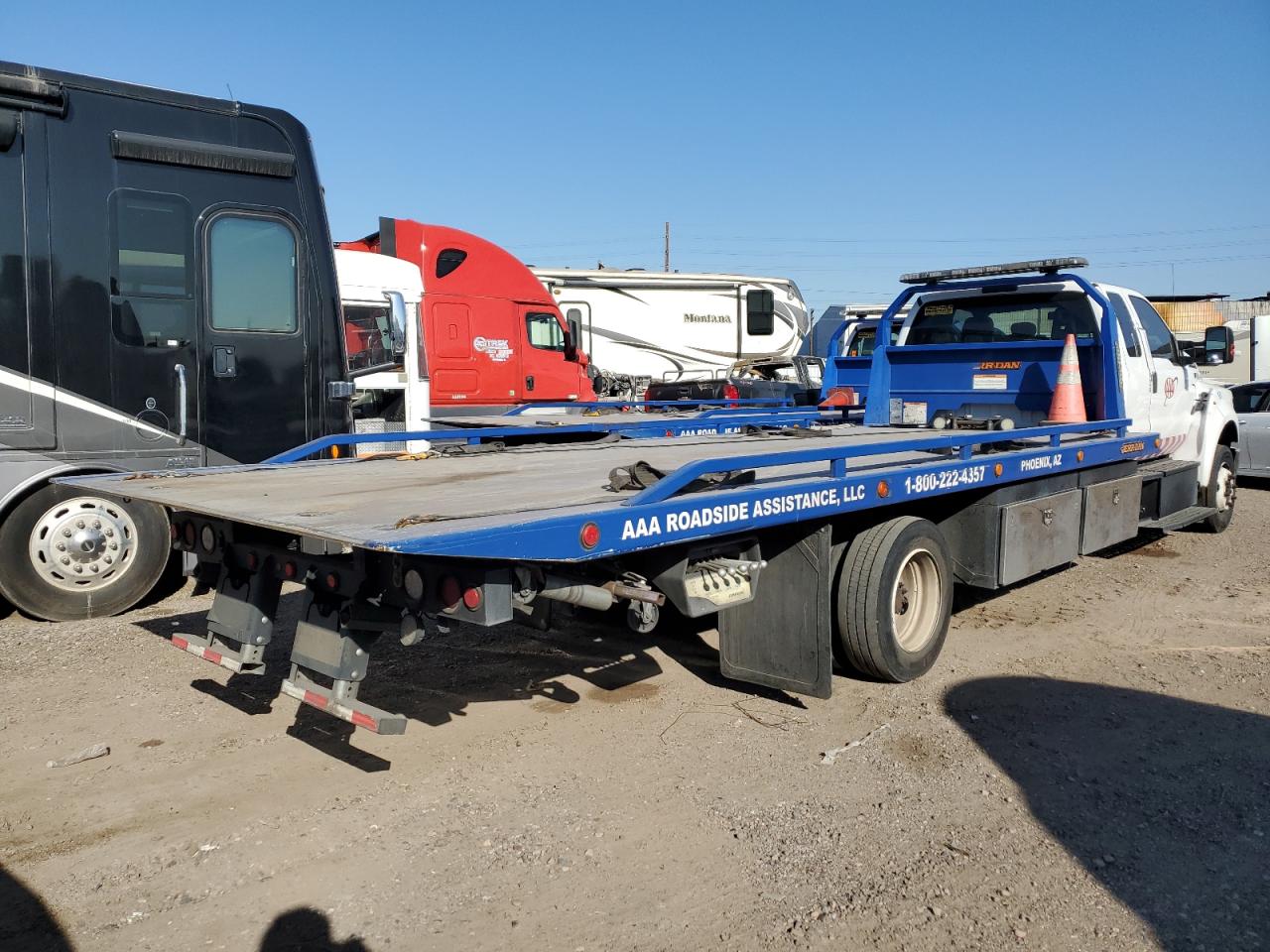 Obraz 3 z 2017 FORD F650 SUPER DUTY 2017 z VIN 1FDNX6AY6HDB06249