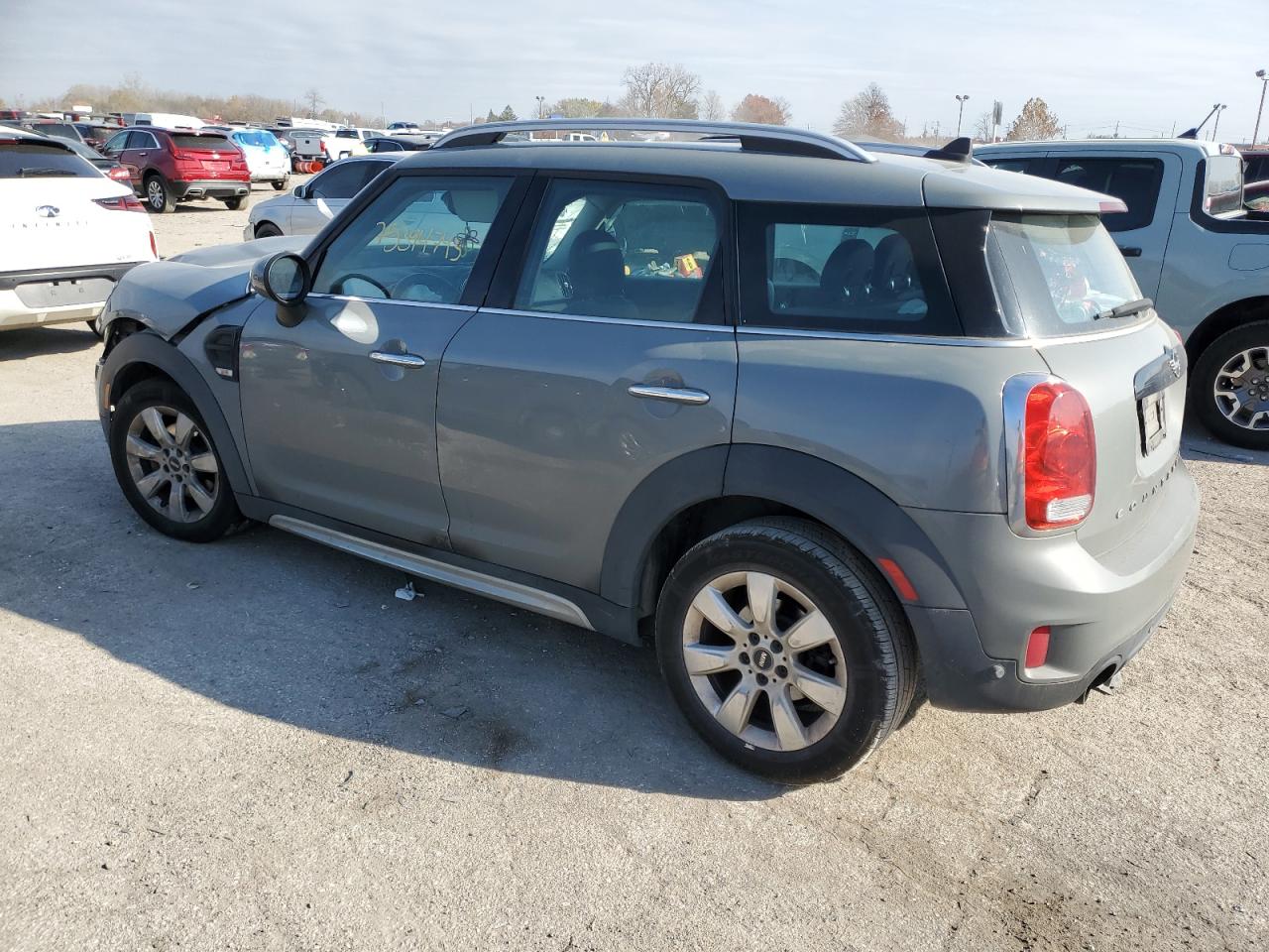 Obraz 2 z 2019 MINI COOPER COUNTRYMAN 2019 z VIN WMZYS7C50K3F46279