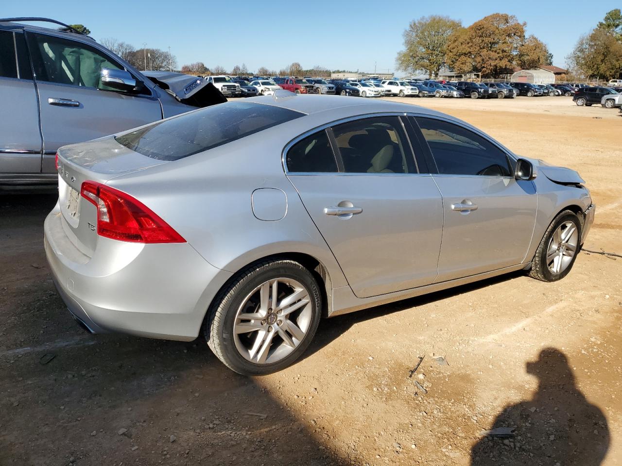 Obraz 3 z 2015 VOLVO S60 PREMIER 2015 z VIN YV140MFK9F1334025