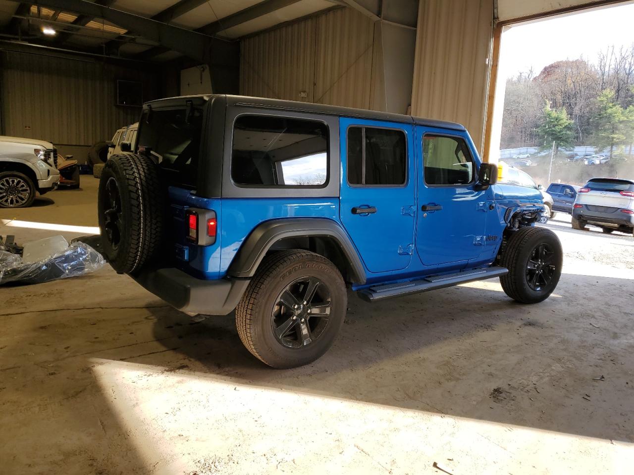 Image 3 of 2021 JEEP WRANGLER UNLIMITED SPORT 2021 with VIN 1C4HJXDN7MW723023