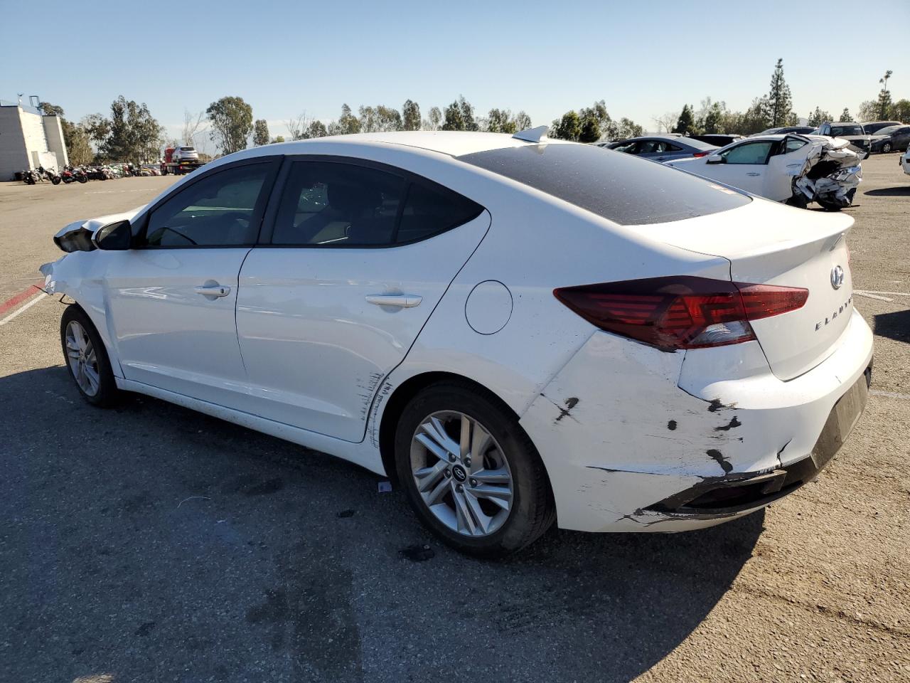 Image 2 of 2020 HYUNDAI ELANTRA SEL 2020 with VIN 5NPD84LF9LH610052