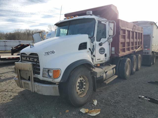 Image 2 of 2004 MACK 700 CV700 2004 with VIN 1M2AG11C54M010404