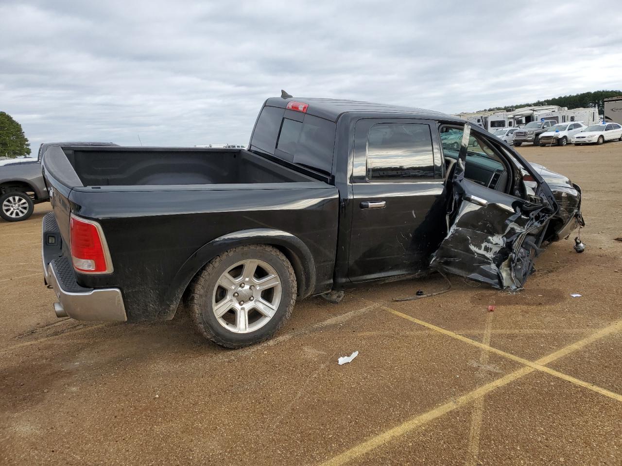 Изображение 3 2015 RAM 1500 LONGHORN 2015 с VIN 1C6RR7PMXFS510388