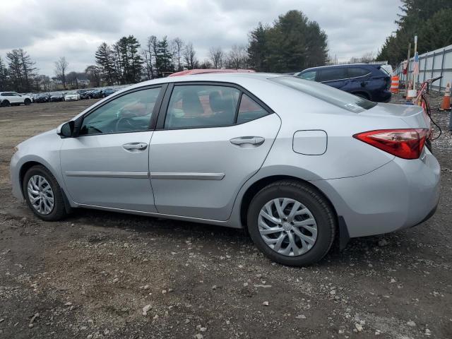 Image 2 of 2018 TOYOTA COROLLA L 2018 with VIN 2T1BURHE7JC000585