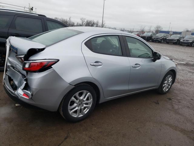 Obraz 3 z 2018 TOYOTA YARIS IA  2018 z VIN 3MYDLBYV1JY327035