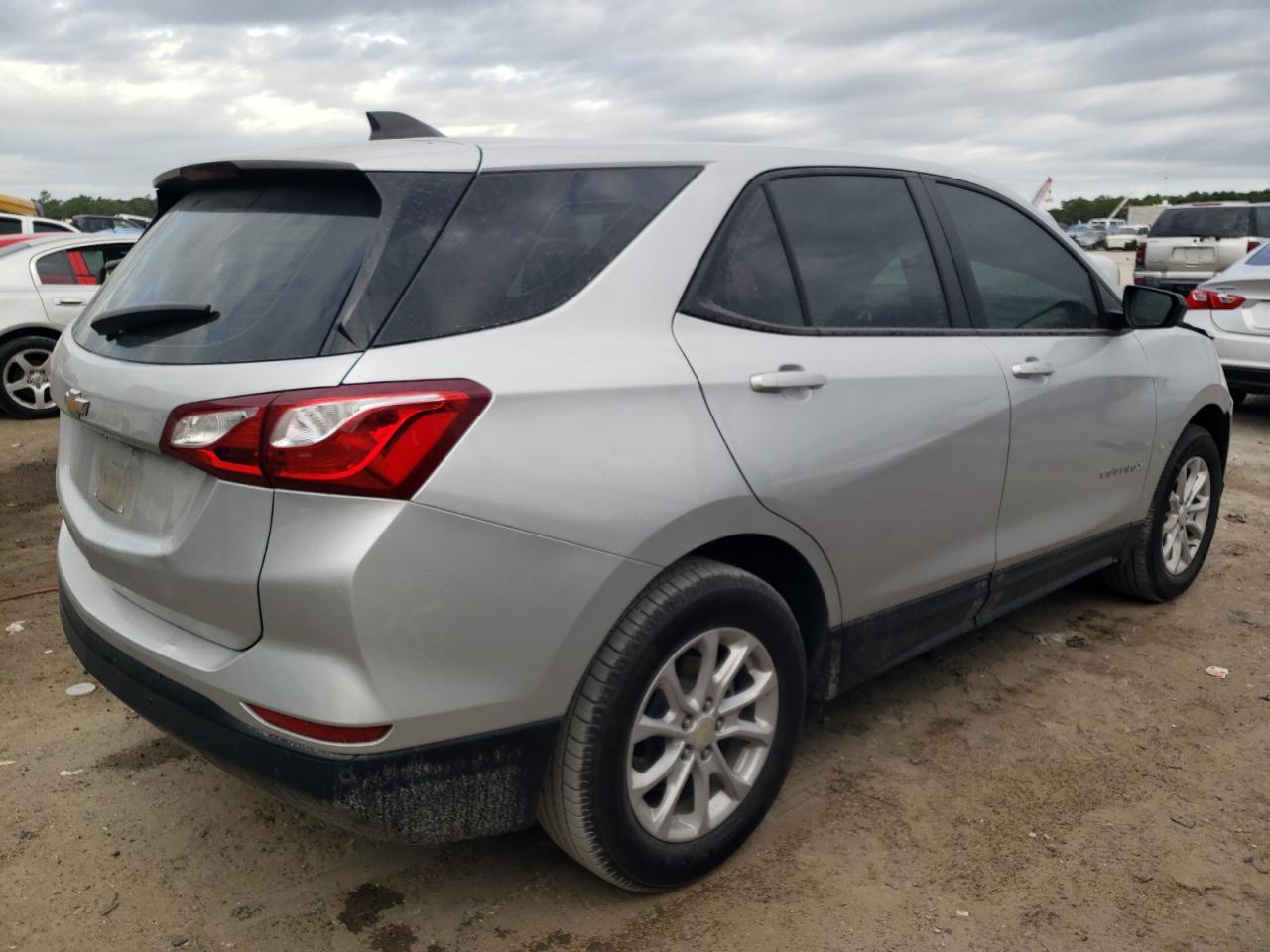 Изображение 3 2021 CHEVROLET EQUINOX  2021 с VIN 3GNAXFEVXMS146371