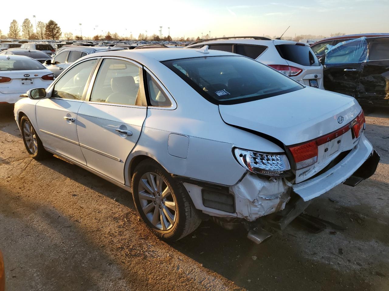 Изображение 2 2009 HYUNDAI AZERA SE 2009 с VIN KMHFC46FX9A343227