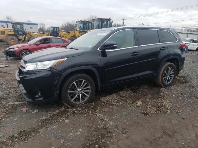 Изображение 1 2018 TOYOTA HIGHLANDER SE 2018 с VIN 5TDJZRFH4JS855164