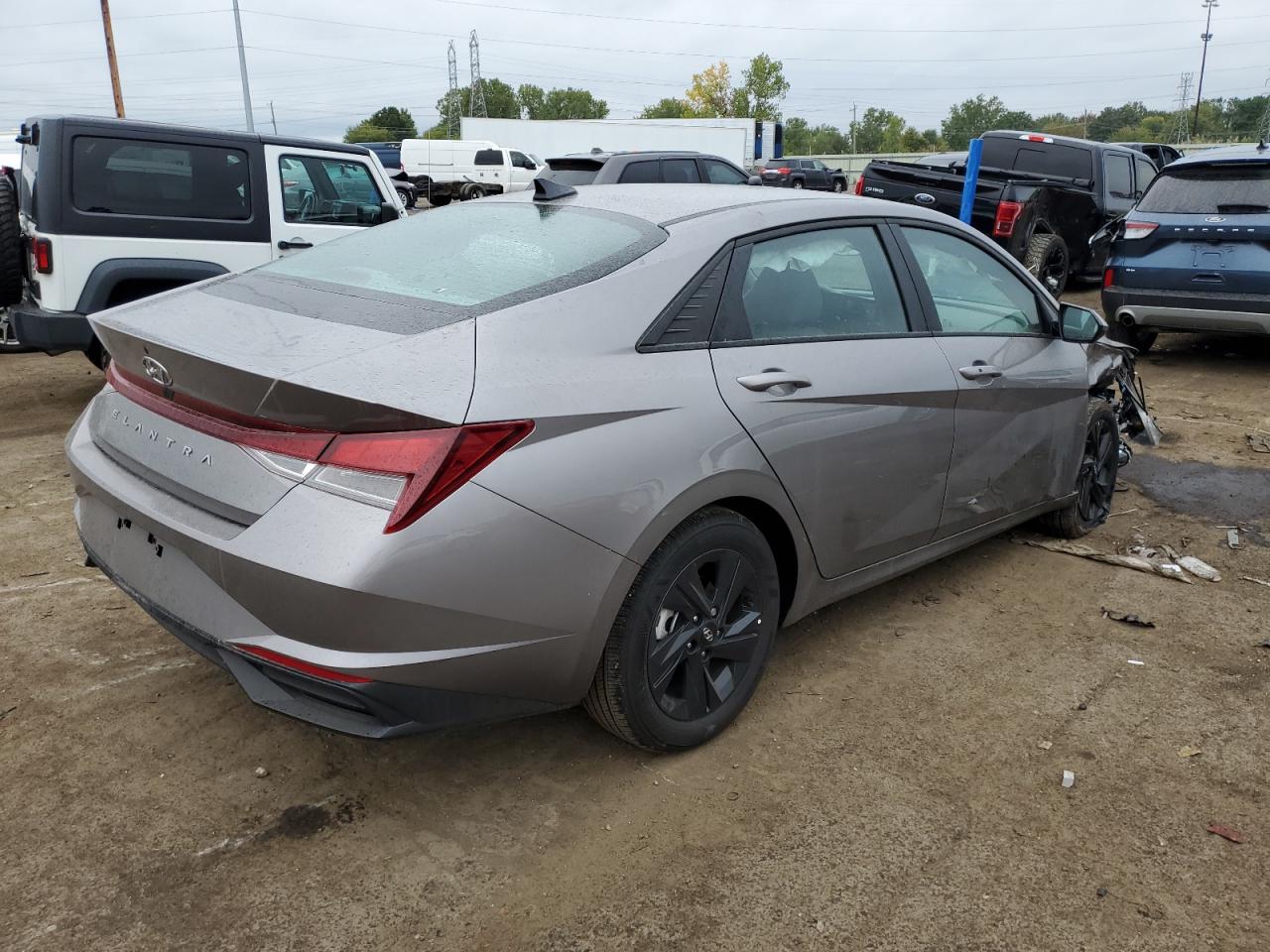 Изображение 3 2023 HYUNDAI ELANTRA SEL 2023 с VIN KMHLM4AG4PU560431
