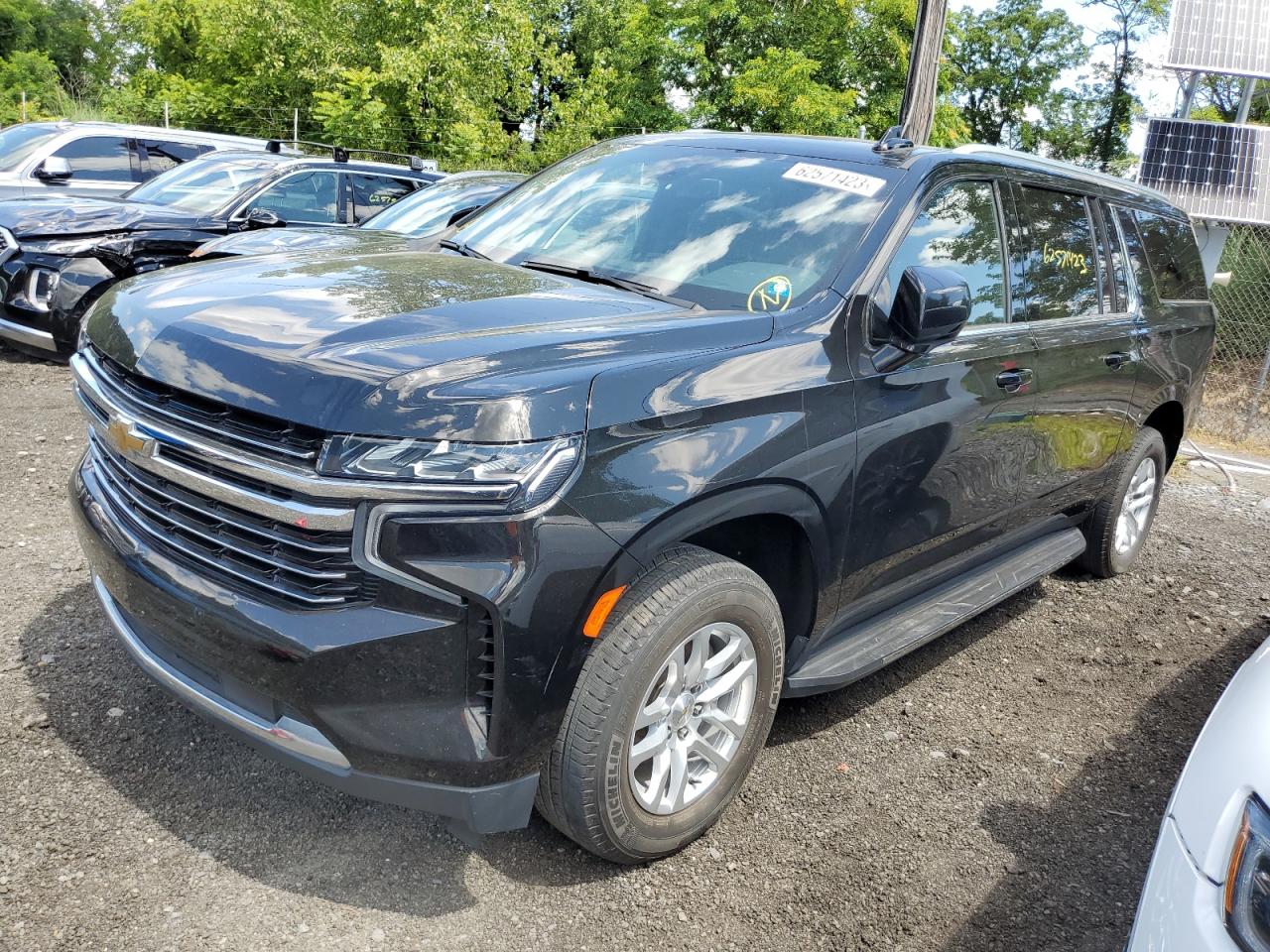 Изображение 2021 CHEVROLET SUBURBAN K1500 LT 2021
