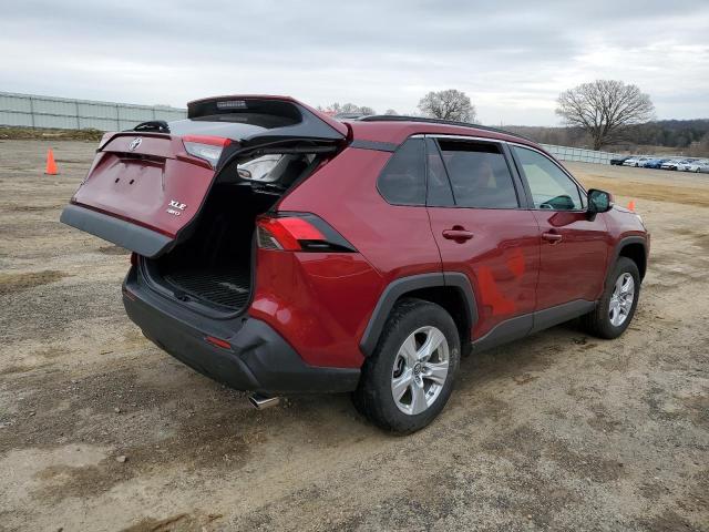 Image 3 of 2019 TOYOTA RAV4 XLE 2019 with VIN 2T3P1RFV4KW022729