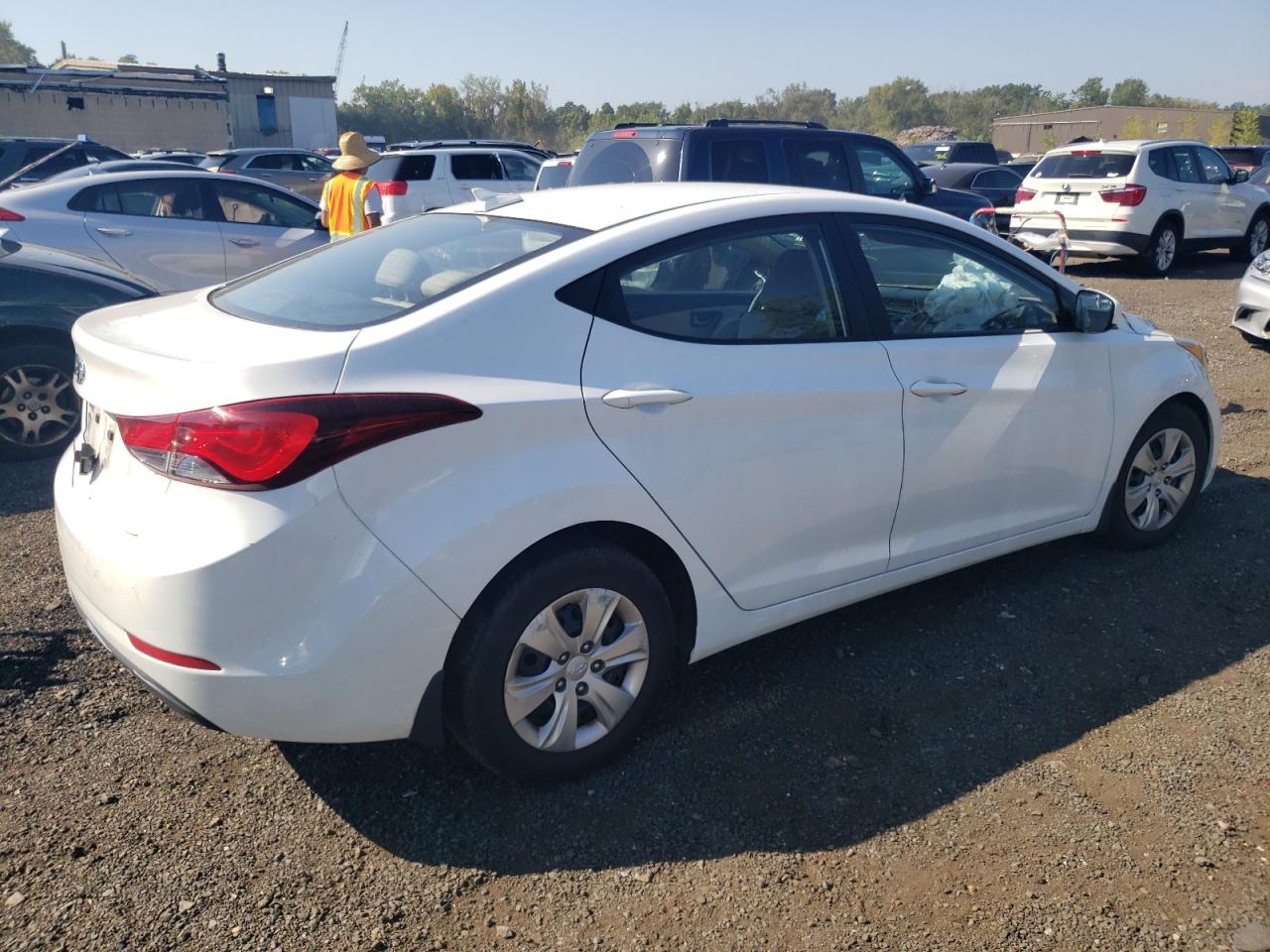 Obraz 3 z 2016 HYUNDAI ELANTRA SE 2016 z VIN 5NPDH4AE6GH795872