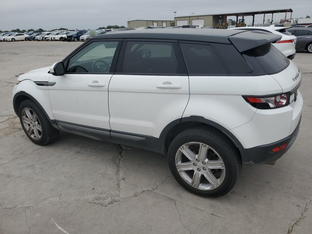 Image 2 of 2015 LAND ROVER RANGE ROVER EVOQUE PURE PLUS 2015 with VIN SALVP2BG3FH076368