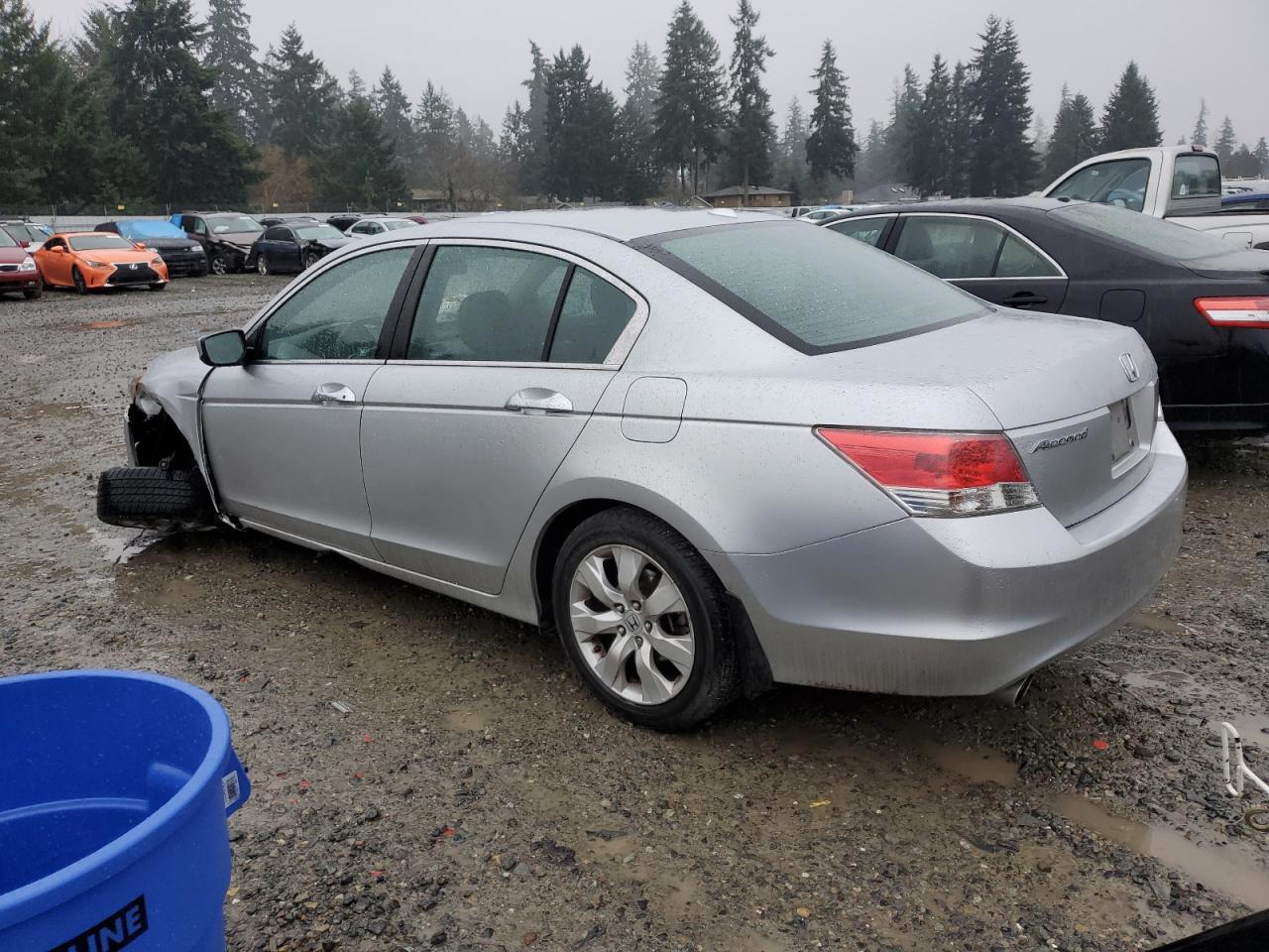 Изображение 2 2010 HONDA ACCORD EXL 2010 с VIN 1HGCP3F85AA000175