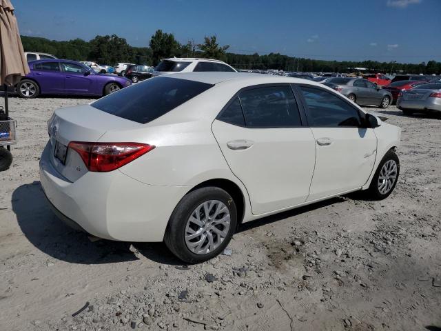 Obraz 3 z 2018 TOYOTA COROLLA L 2018 z VIN 5YFBURHE3JP833607
