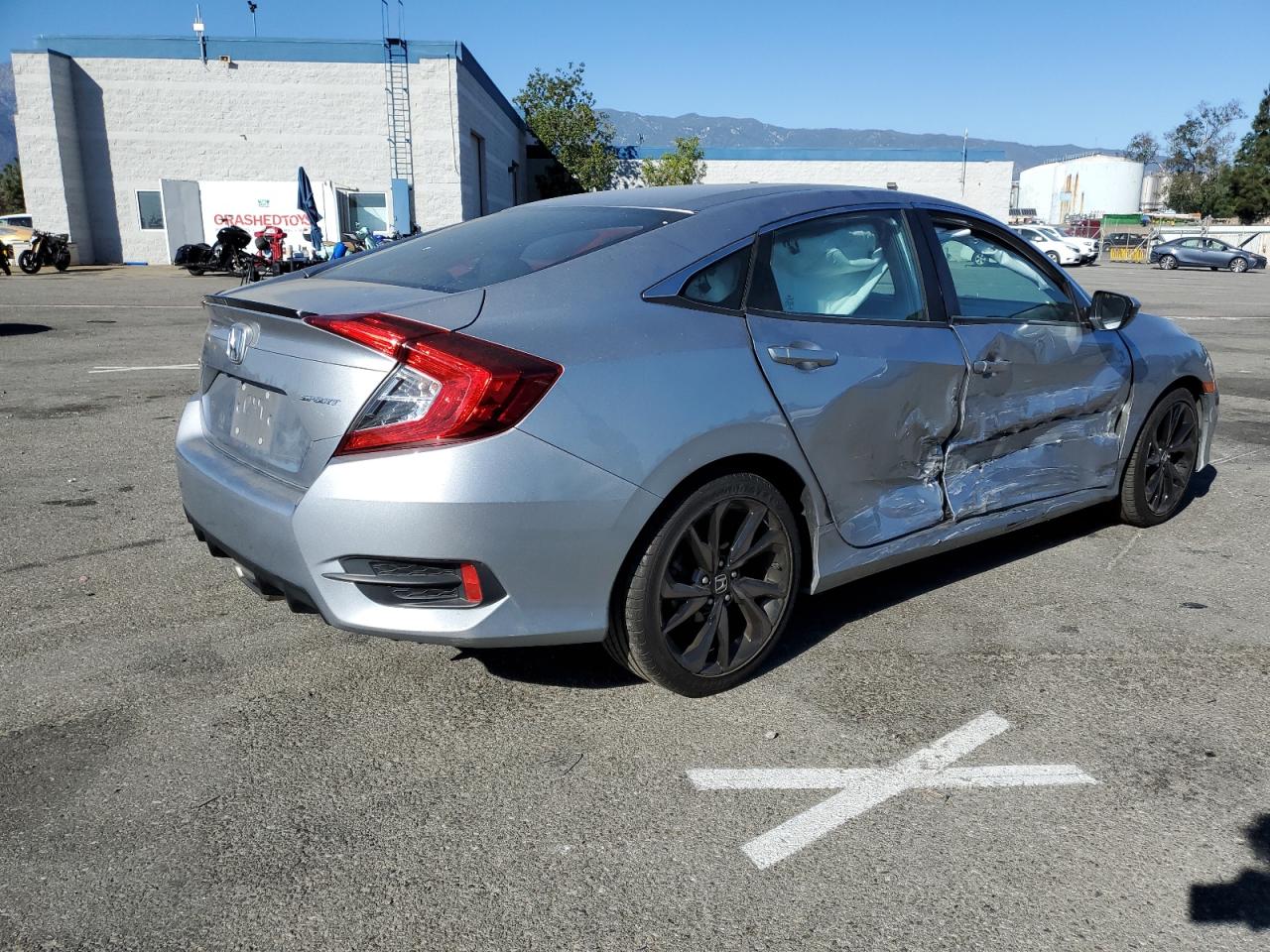 Obraz 3 z 2019 HONDA CIVIC SPORT 2019 z VIN 19XFC2F81KE203306