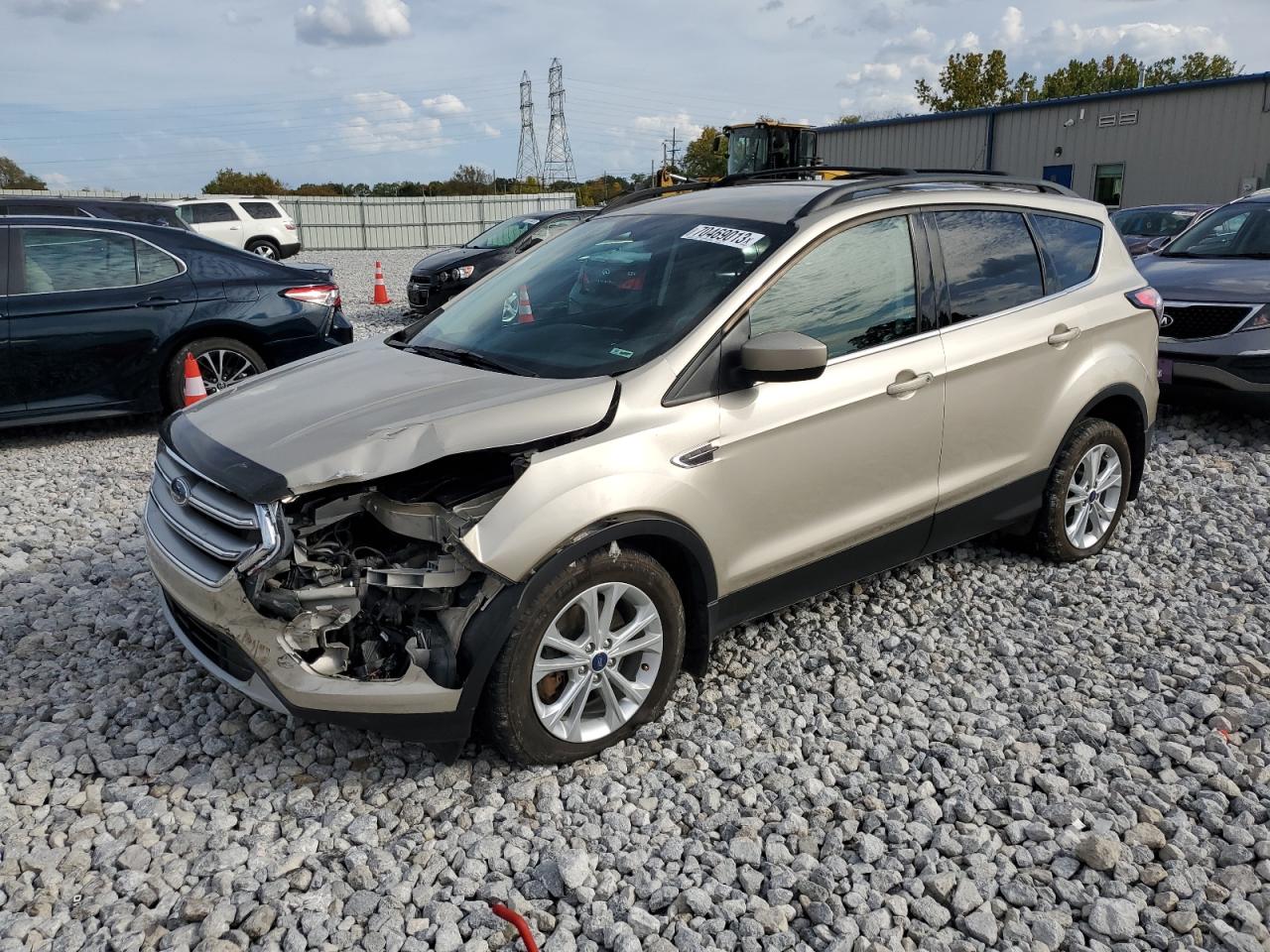 Image 1 of 2017 FORD ESCAPE SE 2017 with VIN 1FMCU9GDXHUE59485