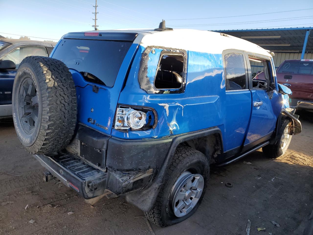 Изображение 3 2007 TOYOTA FJ CRUISER  2007 с VIN JTEBU11F370027852