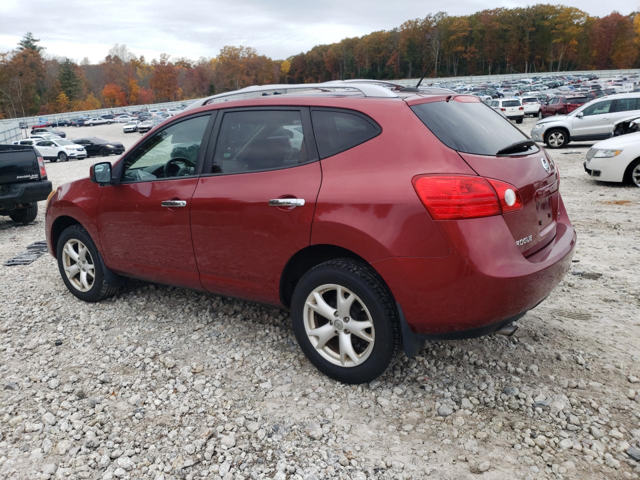 Изображение 2 2010 NISSAN ROGUE S 2010 с VIN JN8AS5MVXAW110896