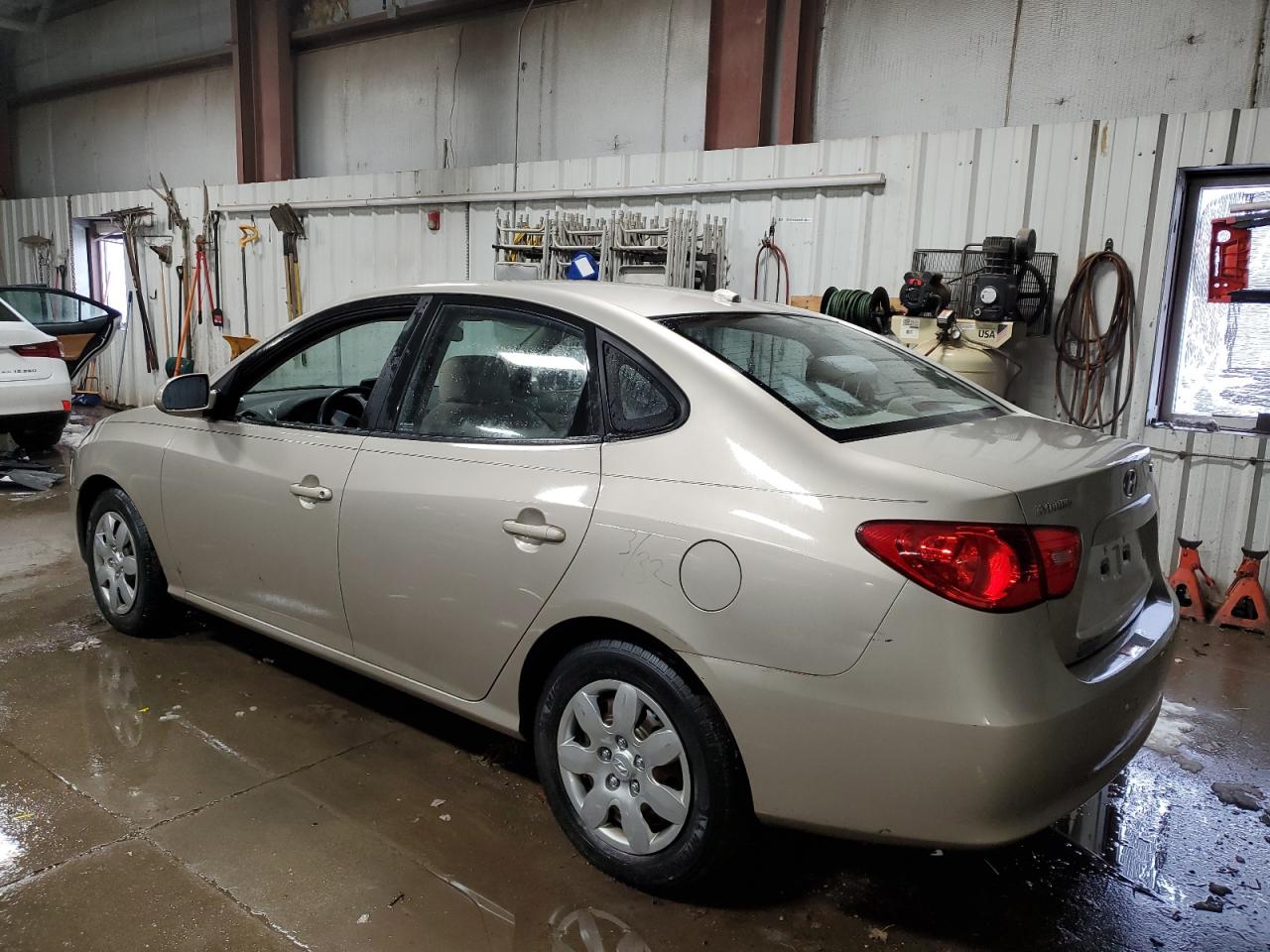 Image 2 of 2008 HYUNDAI ELANTRA GLS 2008 with VIN KMHDU46D58U519830