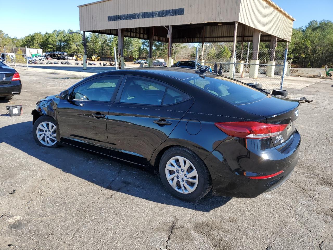 Изображение 2 2017 HYUNDAI ELANTRA SE 2017 с VIN KMHD74LF9HU423714