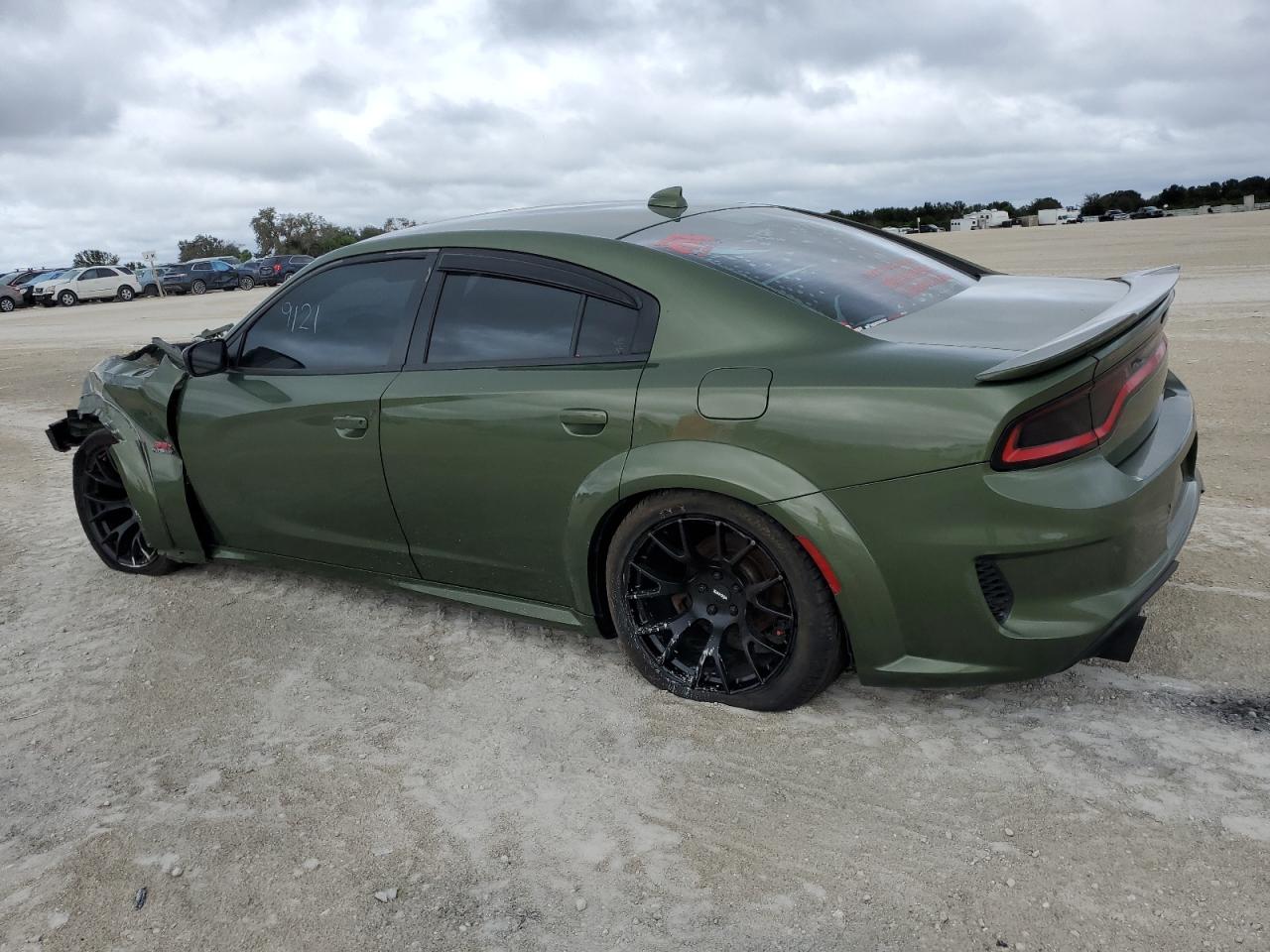 Изображение 2 Dodge Charger Scat Pack 2019 с VIN 2C3CDXGJ2KH504707