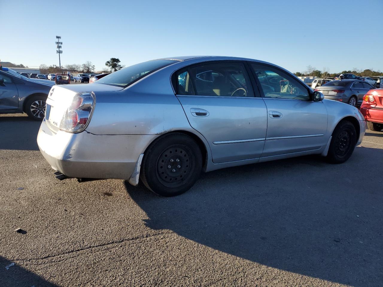 Image 3 of 2005 NISSAN ALTIMA S 2005 with VIN 1N4AL11D85N932532
