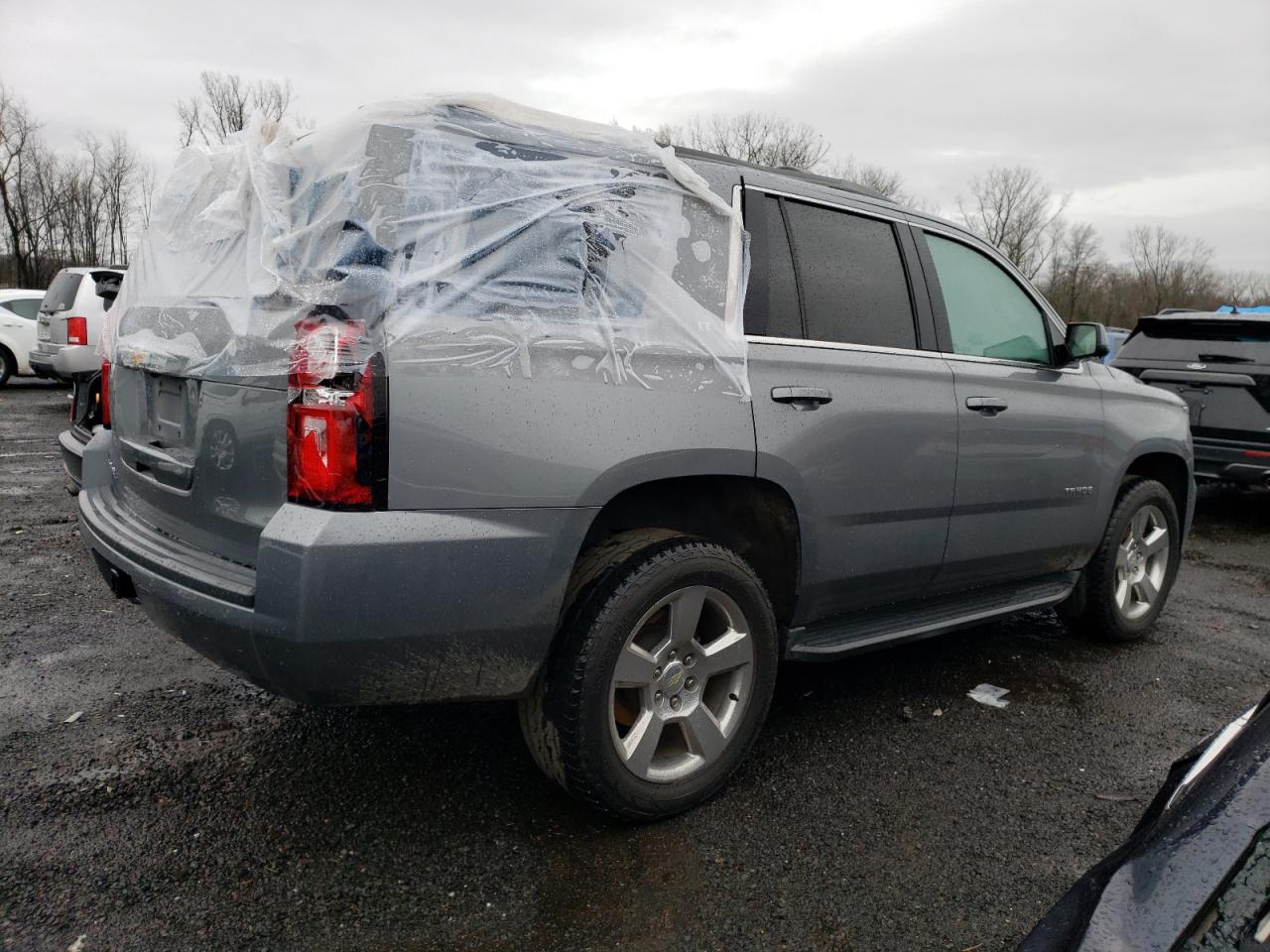Изображение 3 2018 CHEVROLET TAHOE K1500 LT 2018 с VIN 1GNSKBKC1JR252477