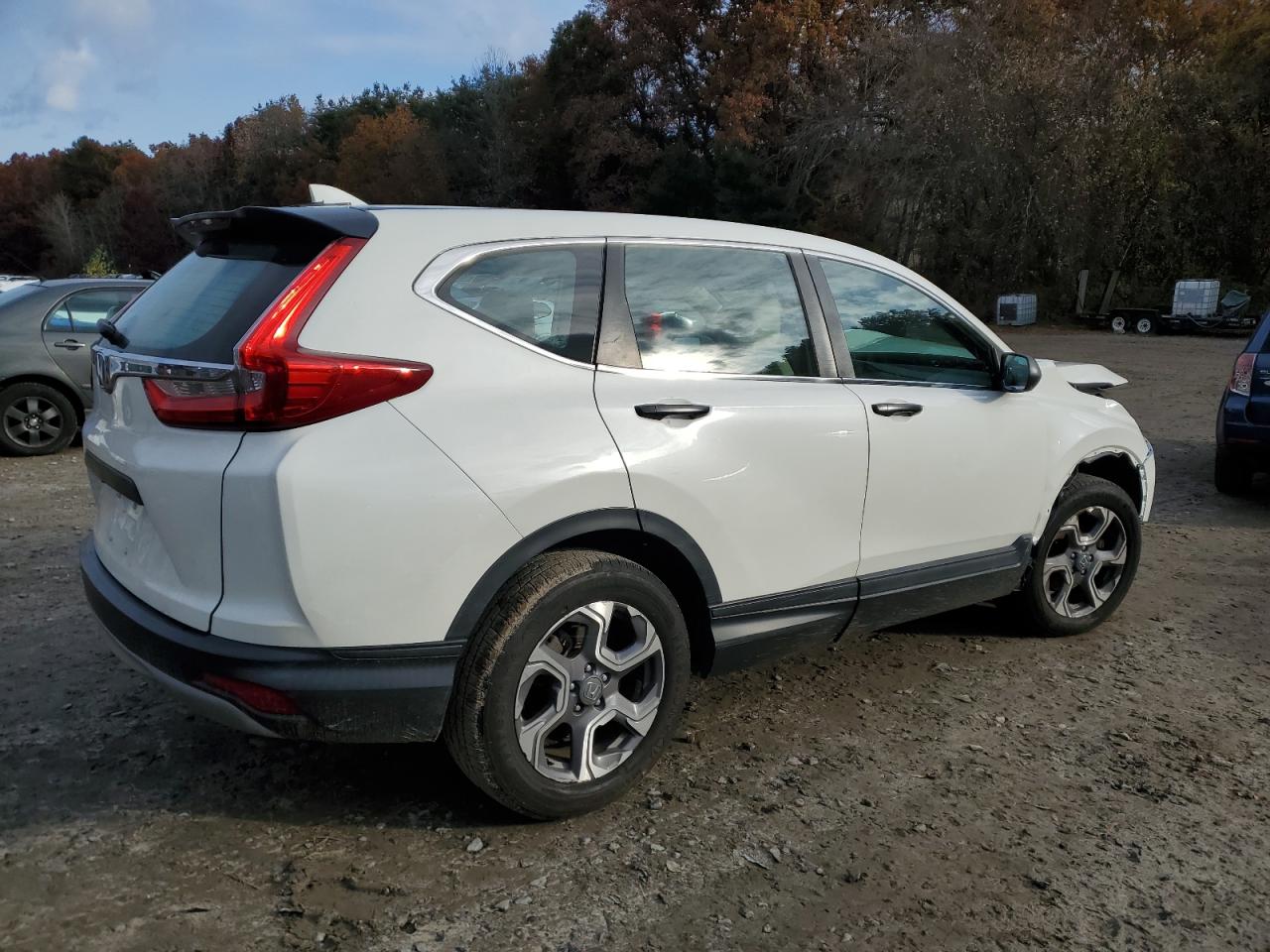 Изображение 3 2018 HONDA CR-V LX 2018 с VIN 2HKRW6H33JH218929