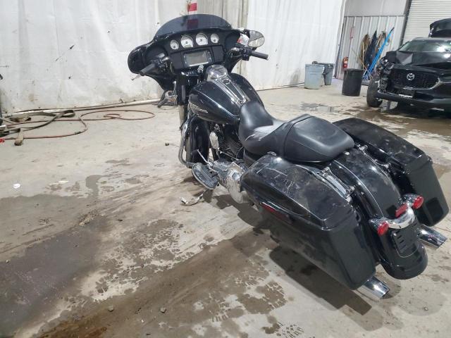 Image 3 of 2015 HARLEY-DAVIDSON FLHXS STREET GLIDE SPECIAL 2015 with VIN 1HD1KRM13FB701973