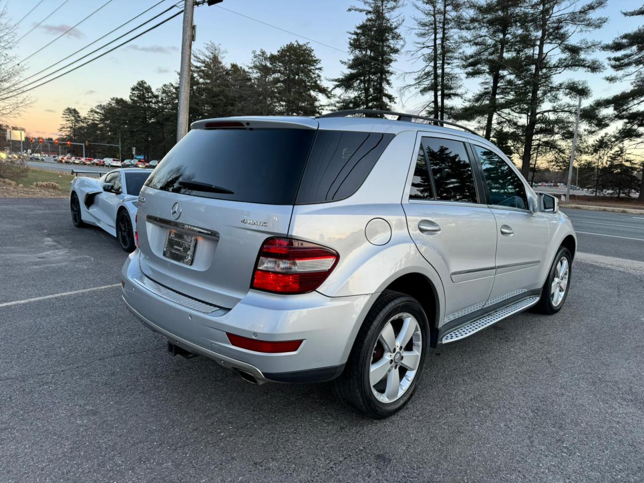 Изображение 3 2011 MERCEDES-BENZ ML 350 4MATIC 2011 с VIN 4JGBB8GB8BA648851