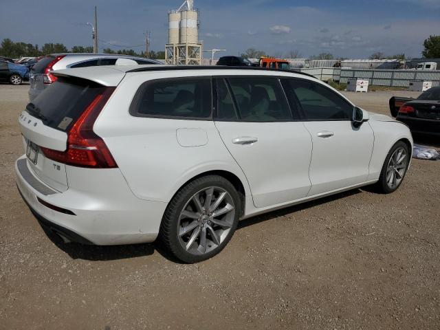 Obraz 3 z 2020 VOLVO V60 T5 MOMENTUM 2020 z VIN YV1102EK7L2347760