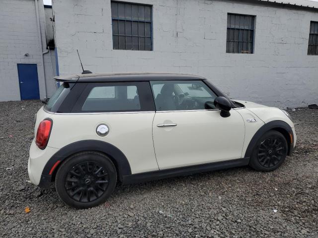 Image 3 of 2019 MINI COOPER S 2019 with VIN WMWXP7C5XK2H61071