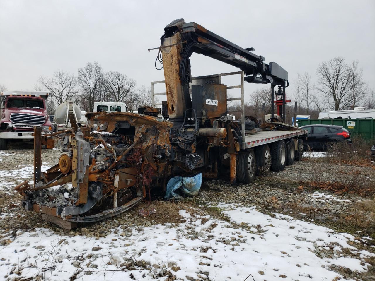 Image 2 of 2020 FREIGHTLINER 114SD  2020 with VIN 1FVHG3DV2LHKX4977