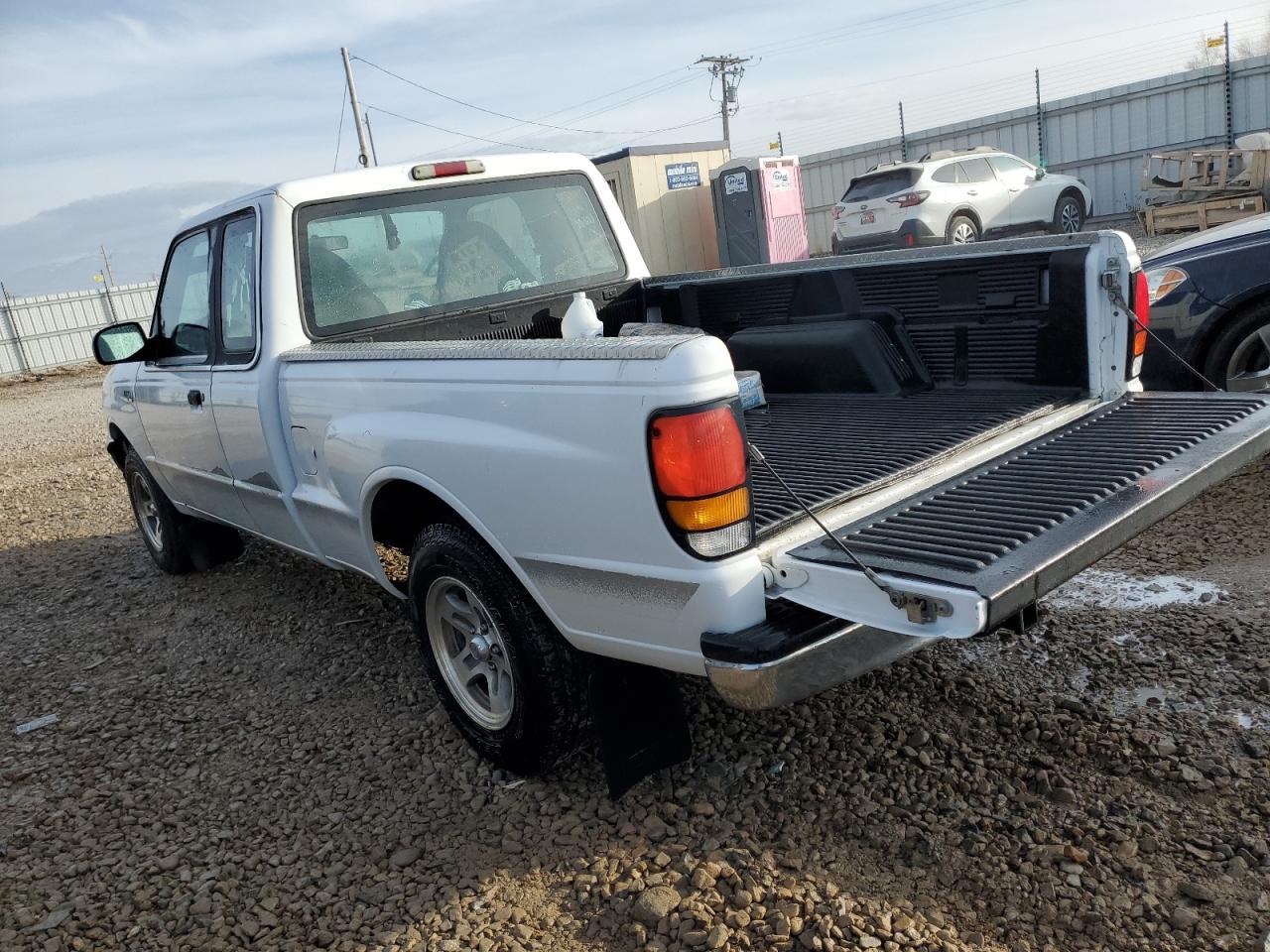Image 2 of 2000 MAZDA B3000 TROY LEE EDITION 2000 with VIN 4F4YR16V9YTM21749