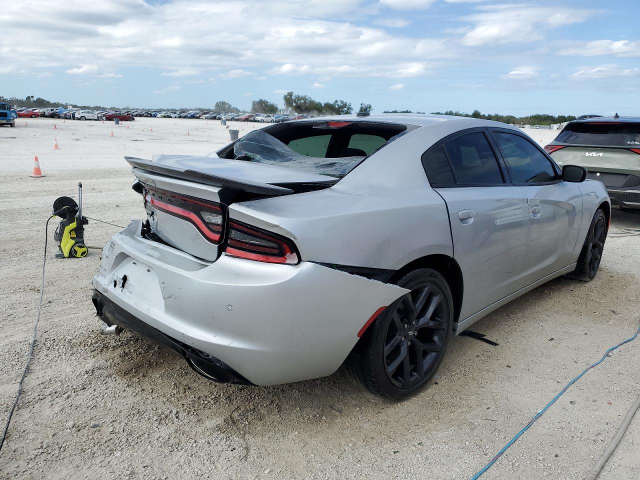 Изображение 3 2021 DODGE CHARGER SXT 2021 с VIN 2C3CDXBG4MH678096