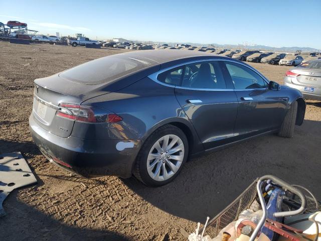 Obraz 3 z 2017 TESLA MODEL S  2017 z VIN 5YJSA1E23HF215990