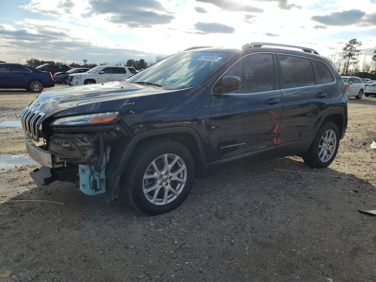 Obraz 1 z 2016 JEEP CHEROKEE LATITUDE 2016 z VIN 1C4PJLCB0GW329797