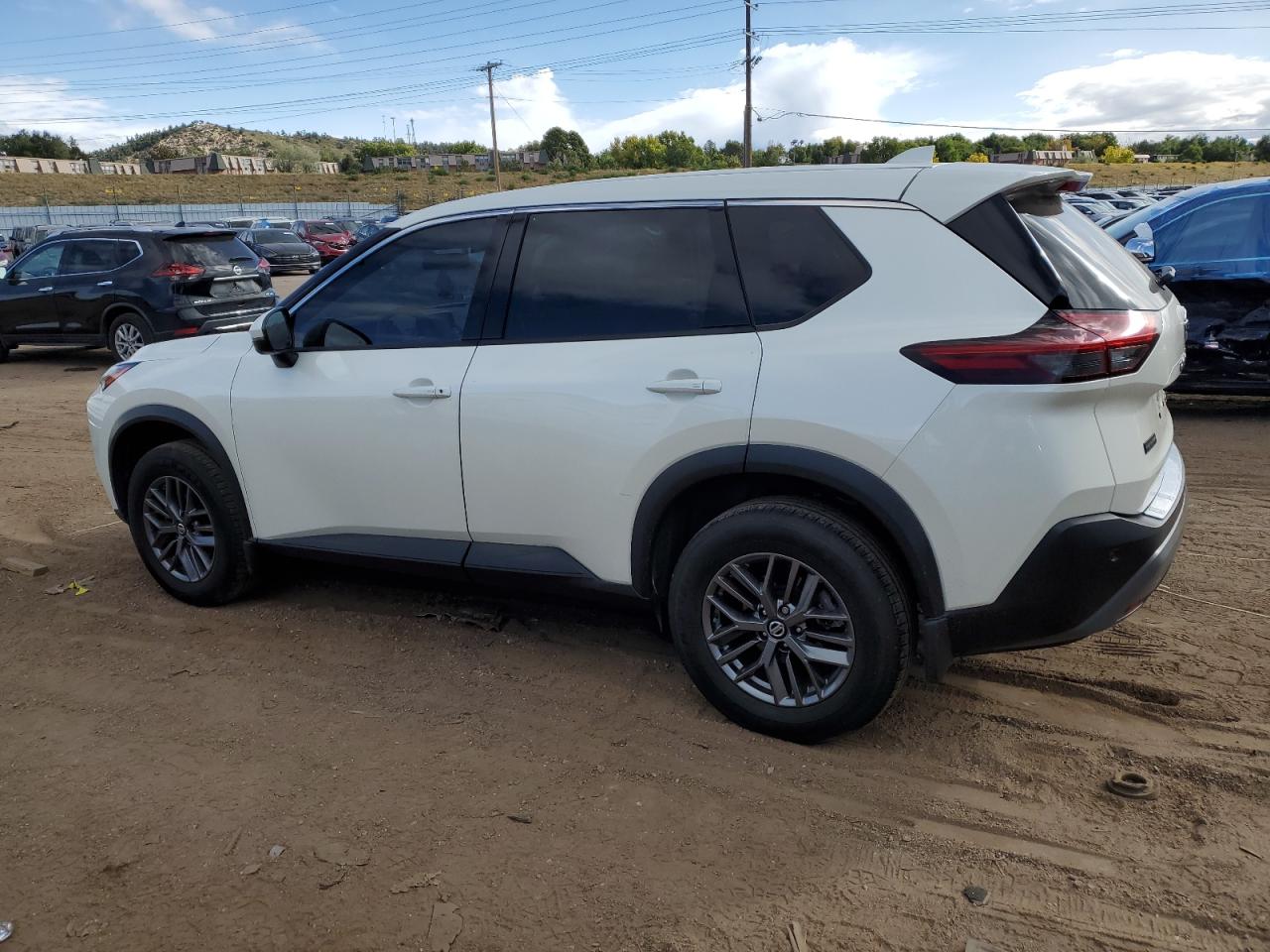 Изображение 2 2021 NISSAN ROGUE SV 2021 с VIN JN8AT3BB5MW225243